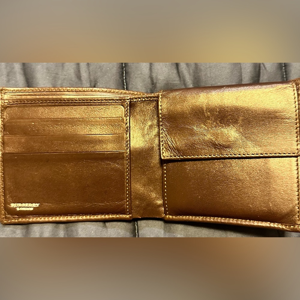 Burberry men’s wallet - Picture 2 of 2